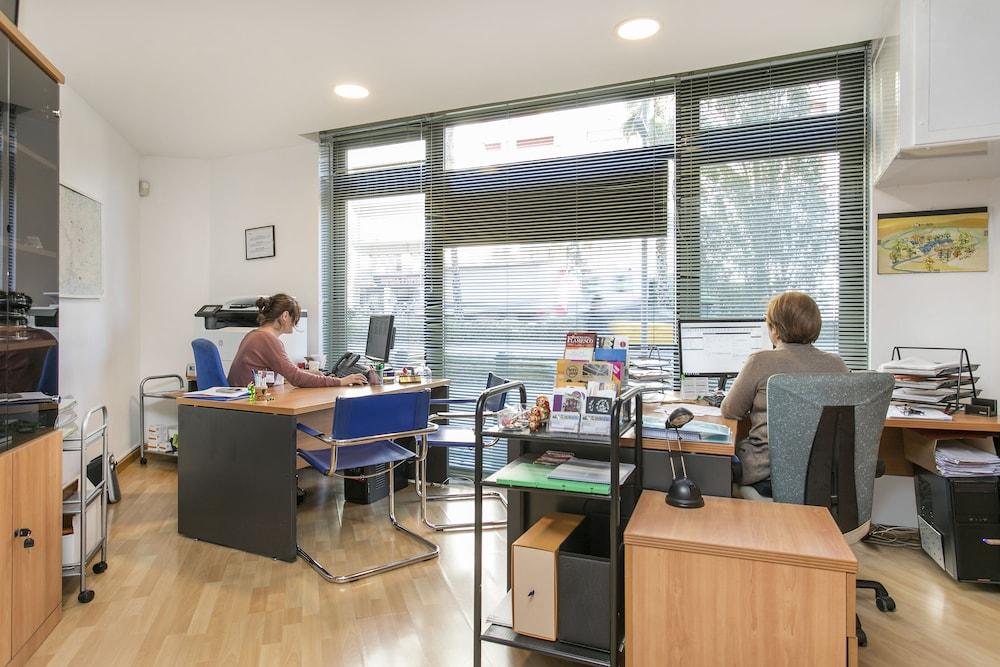 Apartments Sata Park Guell Area Barcelona Ngoại thất bức ảnh