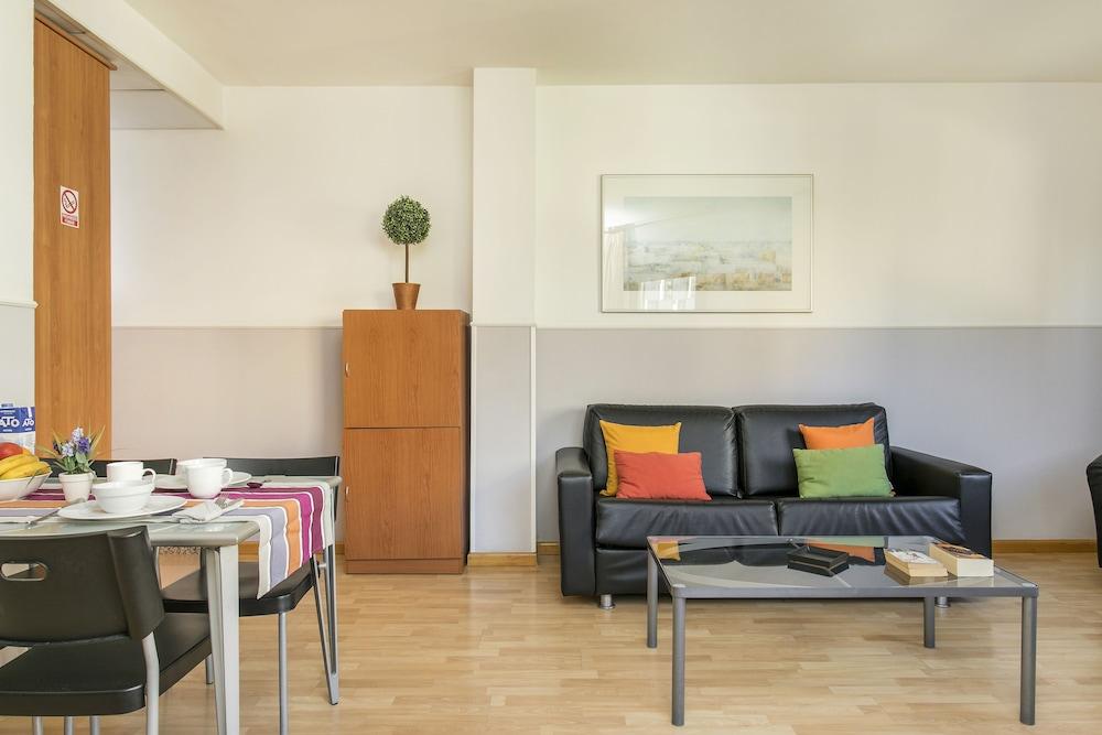 Apartments Sata Park Guell Area Barcelona Ngoại thất bức ảnh
